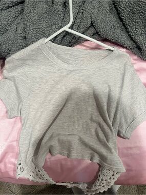 aerie Heather Gray Cropped Tee with Crochet Trim